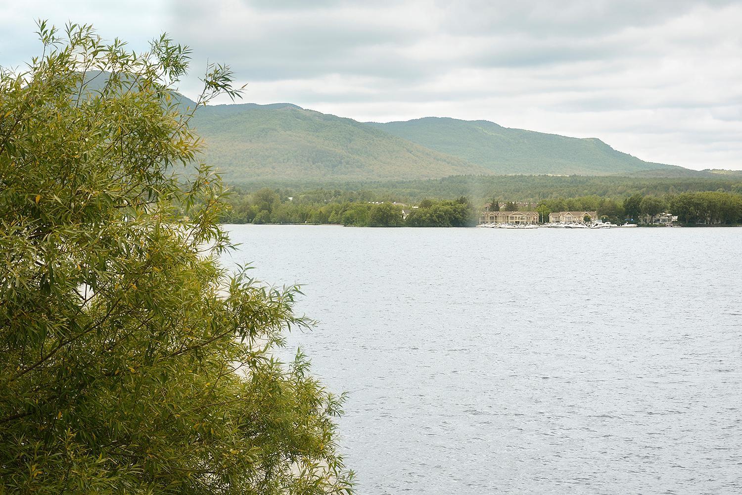 Condos Memphremagog Exterior photo